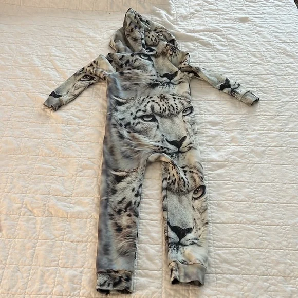 Romy loves Lulu snow leopard hooded romper 4t nwt